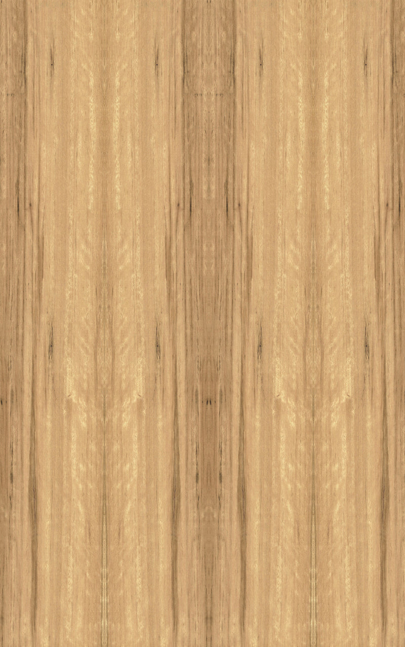 Blackbutt Veneer Natural Feature Grade on HMR Moisture Resistant Particleboard